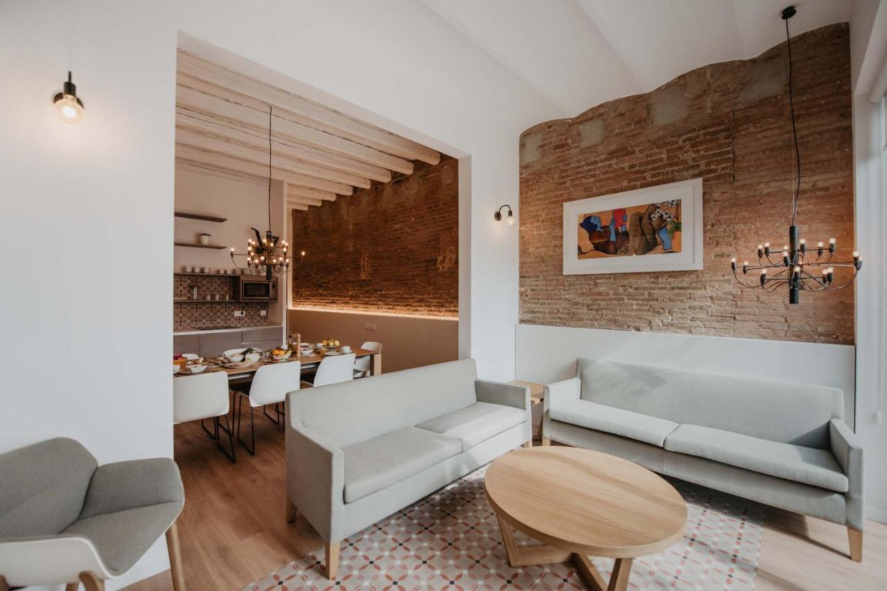Petit Luxe Volta Bed & Breakfast Terrassa Exterior photo